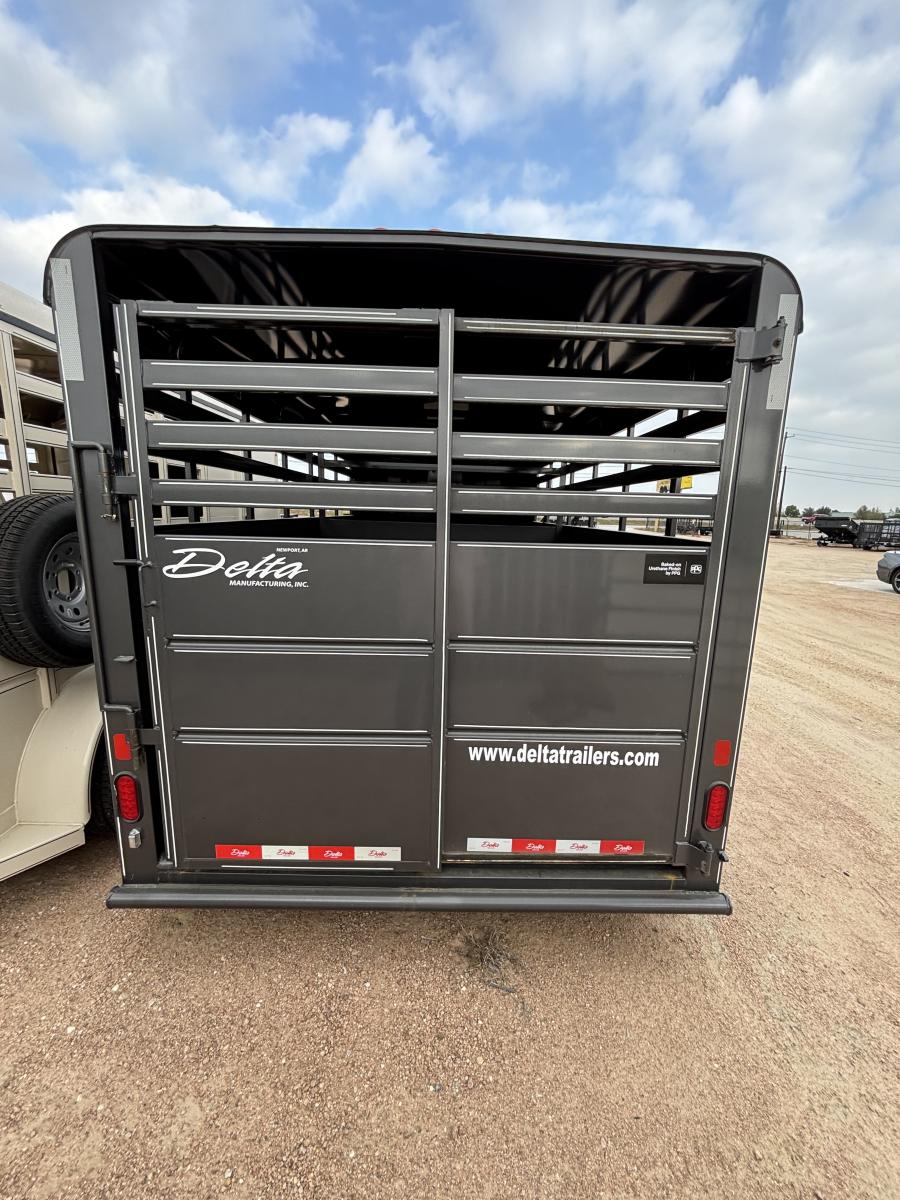 6’8″x16’x6’6″ 10.4K GVWR livestock trailer by Delta Image 2