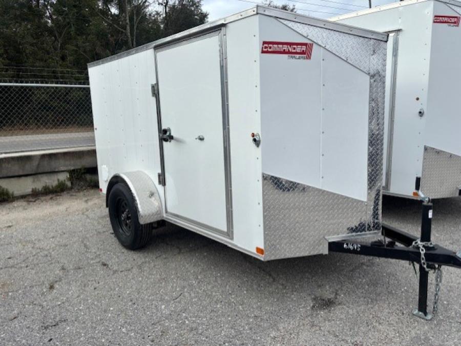 5X10 5X10 V NOSE ENCLOSED STD RAMP DOOR 3K BY CARRY ON Image 1