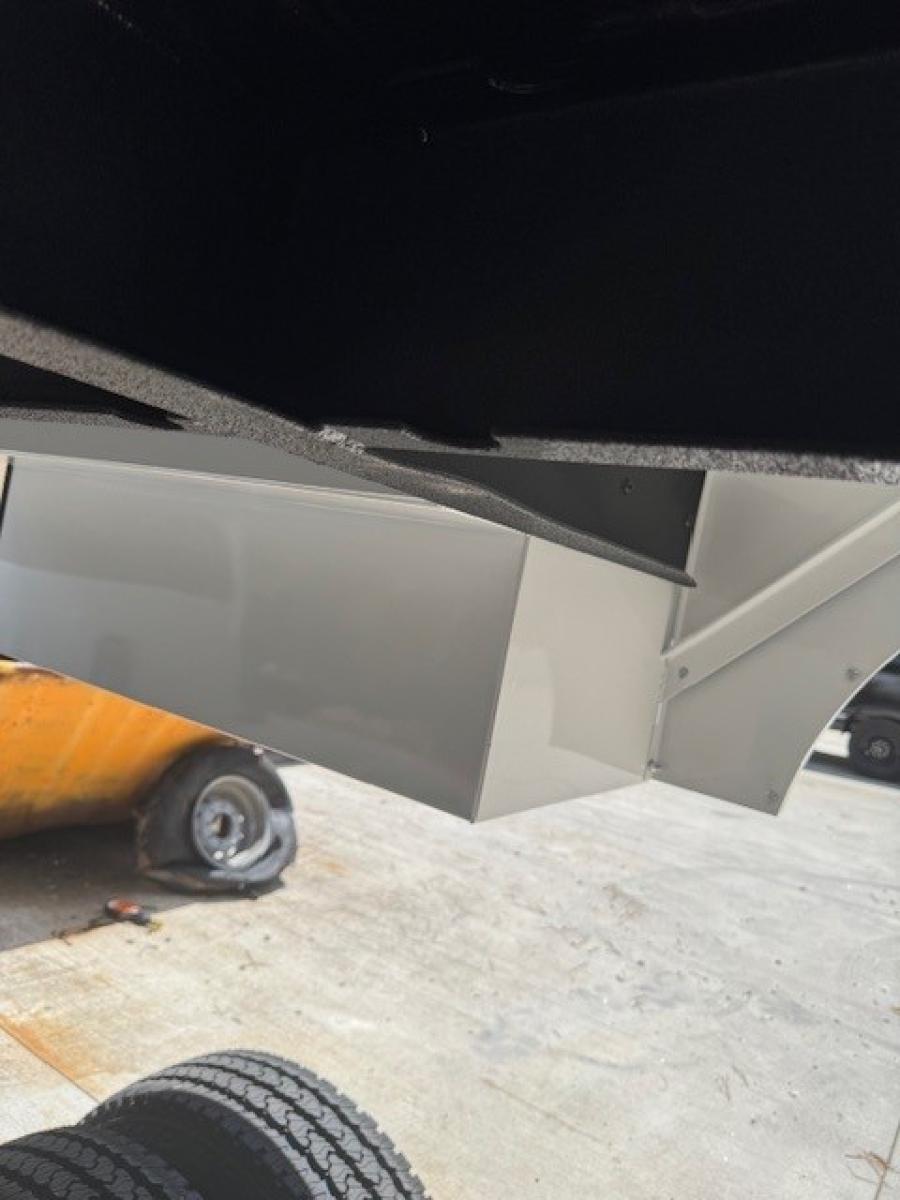 CM CMG1 CMG 110" 94" SERVICE BODY BY CM Image 6