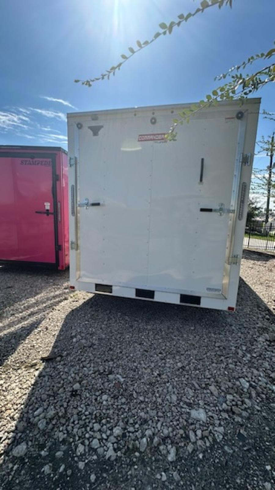 7X16 7X16 V NOSE ENCLOSED STD RAMP DOOR 7K BY CARRY ON Image 4