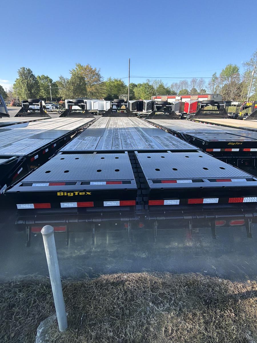 Big Tex 25GN, Gooseneck, 102" x 40', 25.9K, Dovetail, Mega Ramps Image 3