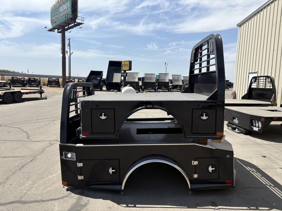 CM SK BED 97" L X 84" W X 42" CA X 42" RUNNERS Image 1