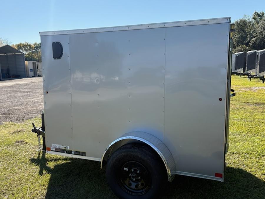 5X8C 5X8 V NOSE ENCLOSED STD RAMP DOOR 3K BY CARRY ON Image 2