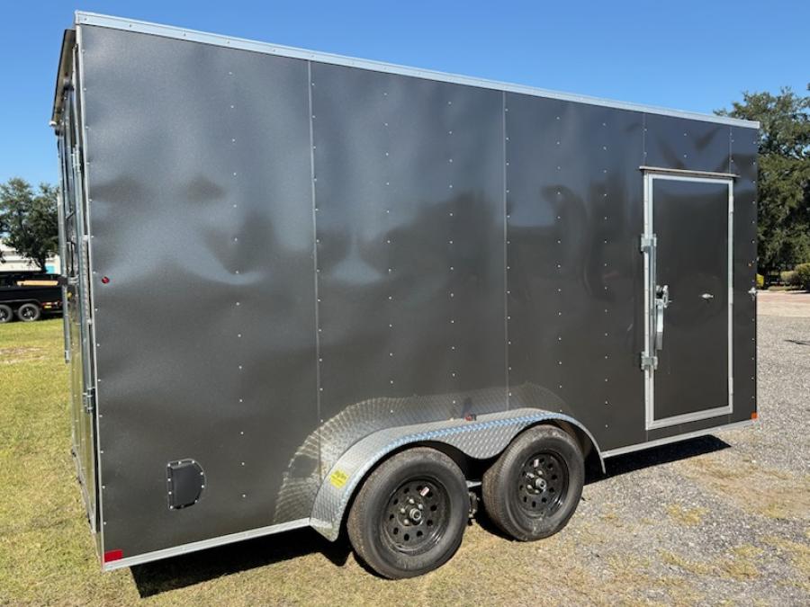 7X16 7X16 V NOSE ENCLOSED STD RAMP DOOR 7K BY CARRY ON Image 2