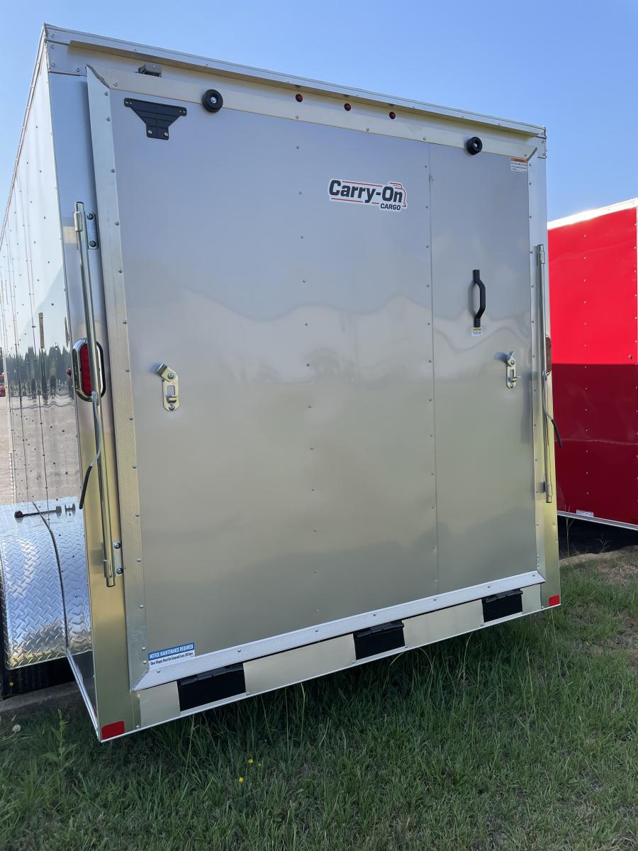 7X16 7X16 V NOSE ENCLOSED STD RAMP DOOR 7K BY CARRY ON Image 2