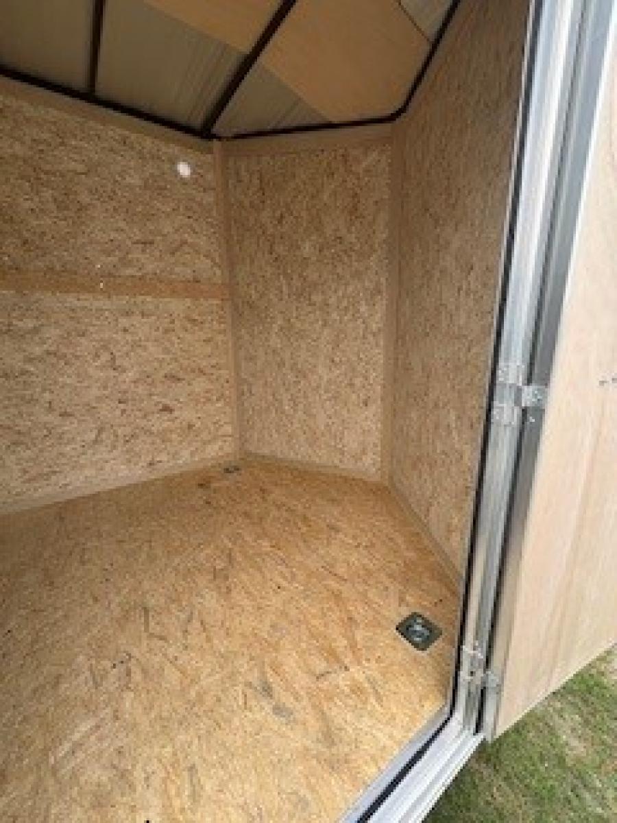 7X16 7X16 V NOSE ENCLOSED STD RAMP DOOR 7K BY CARRY ON Image 5