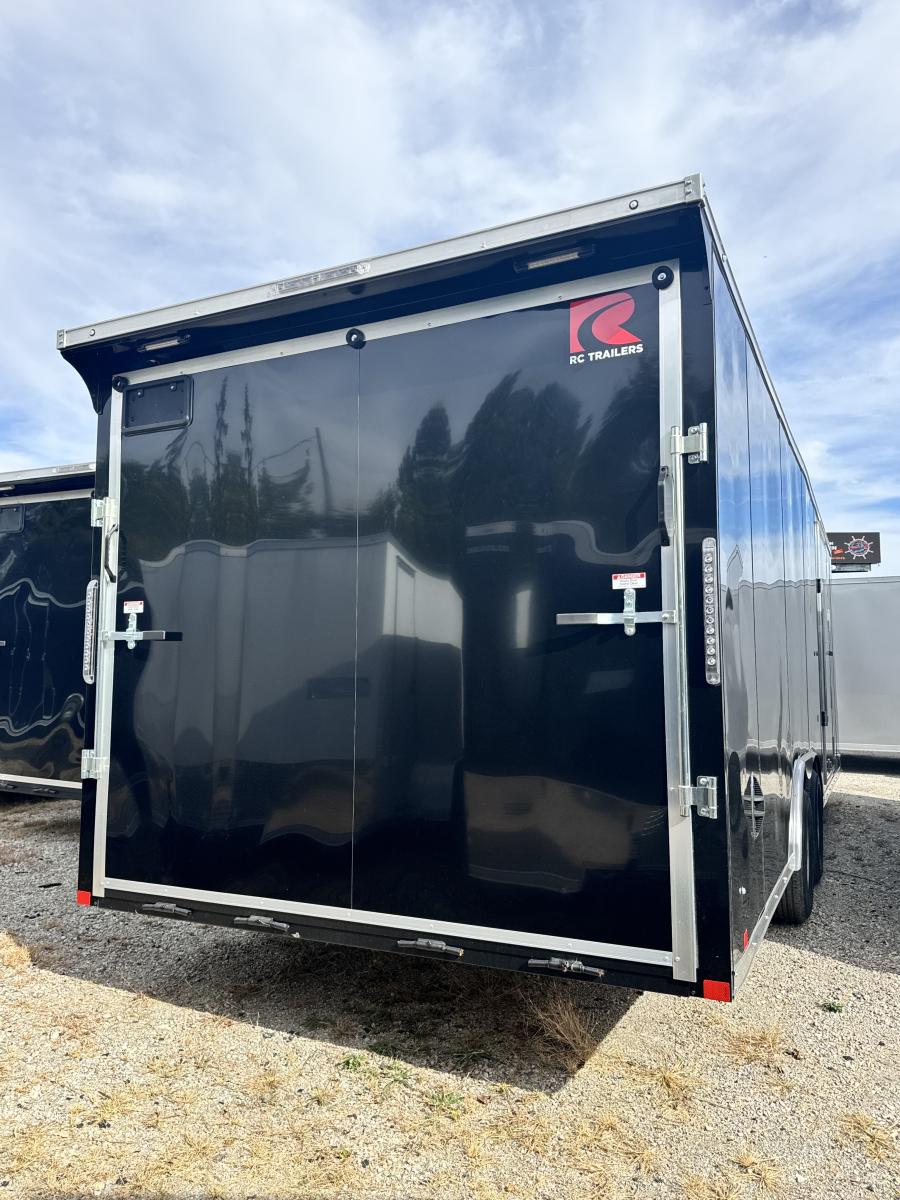 RDLX RDLX 85 x 24 TA FLAT TOP WED ENCLOSED TRAILER BY RC Image 4