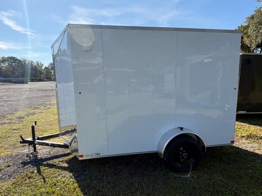 6X10 6X10 V NOSE ENCLOSED STD RAMP DOOR 3K BY CARRY ON Image 1