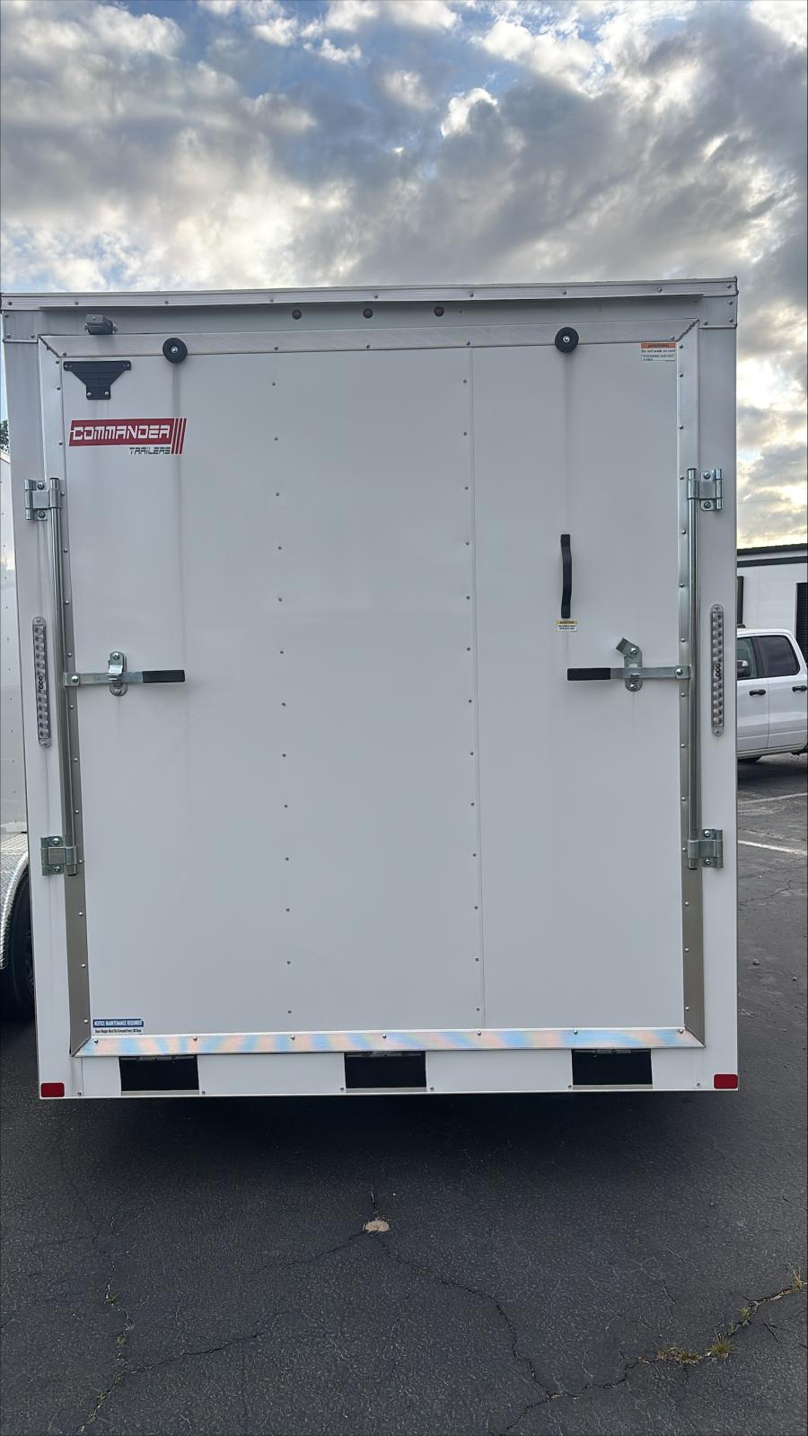7X14 7X14 V NOSE ENCLOSED STD RAMP DOOR 7K BY CARRY ON Image 3