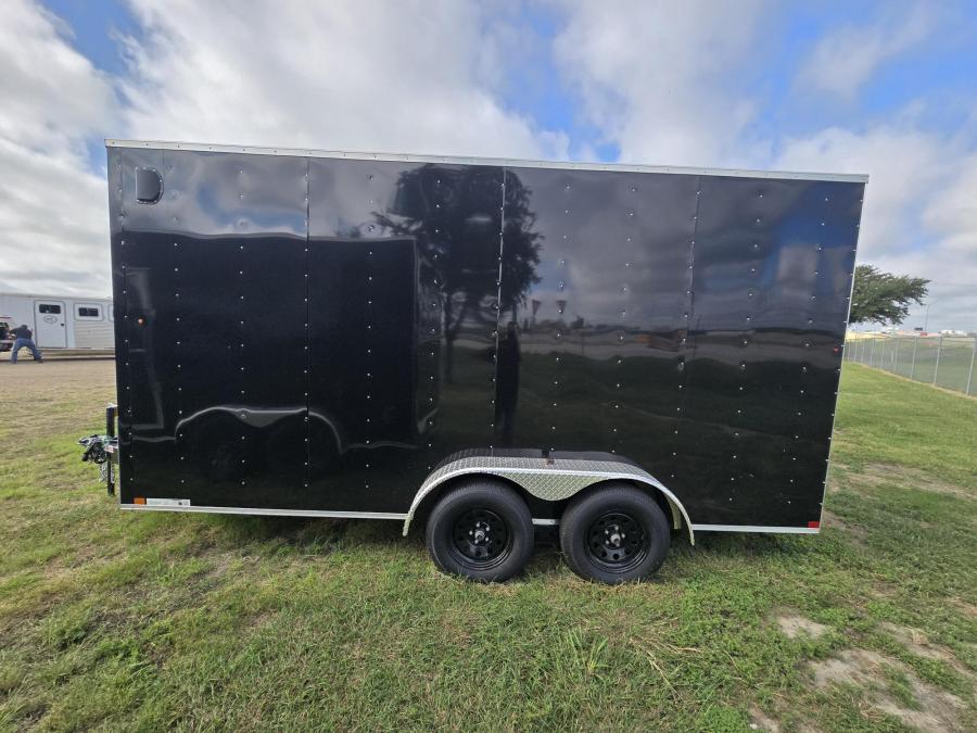 7X16 V NOSE ENCLOSED STD RAMP DOOR 7K BY CARRY ON Image 0