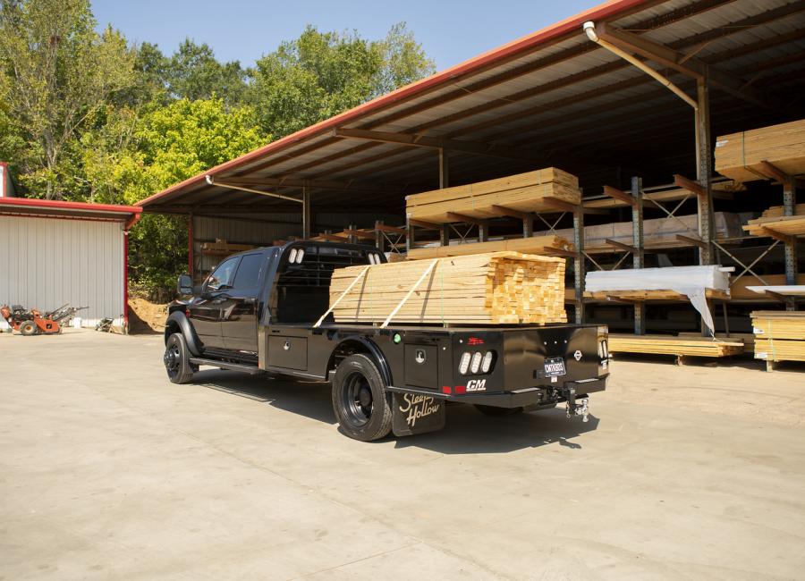 CM SK BED 114" L X 94" W X 84" CA X 34" RUNNERS Image 0