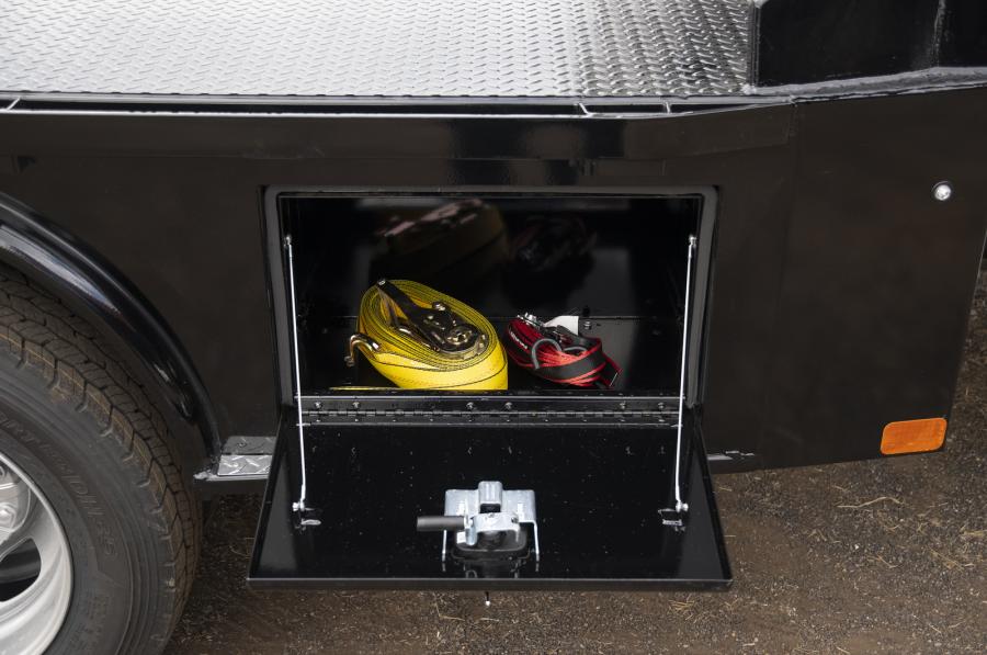 CM SK BED 114" L X 94" W X 84" CA X 34" RUNNERS Image 2