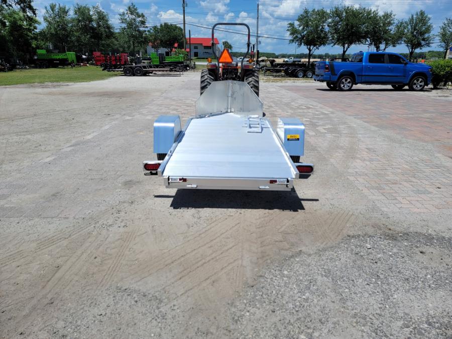 Aluma MC10 Aluma 10 Motorcycle SA RAMP Trailer, Bed Size – 51″ x 125″ Image 0