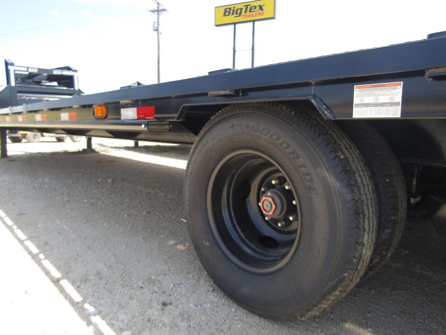 Big Tex 25GN, Gooseneck, 102" x 30', 25.9K, Dovetail, Mega Ramps Image 4