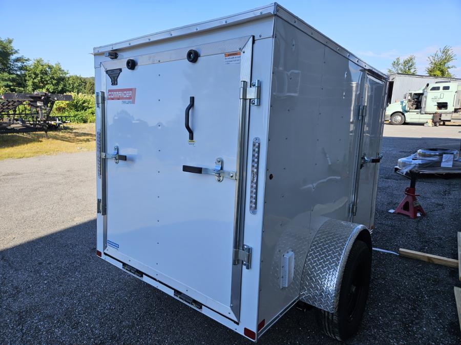 5X8C 5X8 V NOSE ENCLOSED STD RAMP DOOR 3K BY CARRY ON Image 2