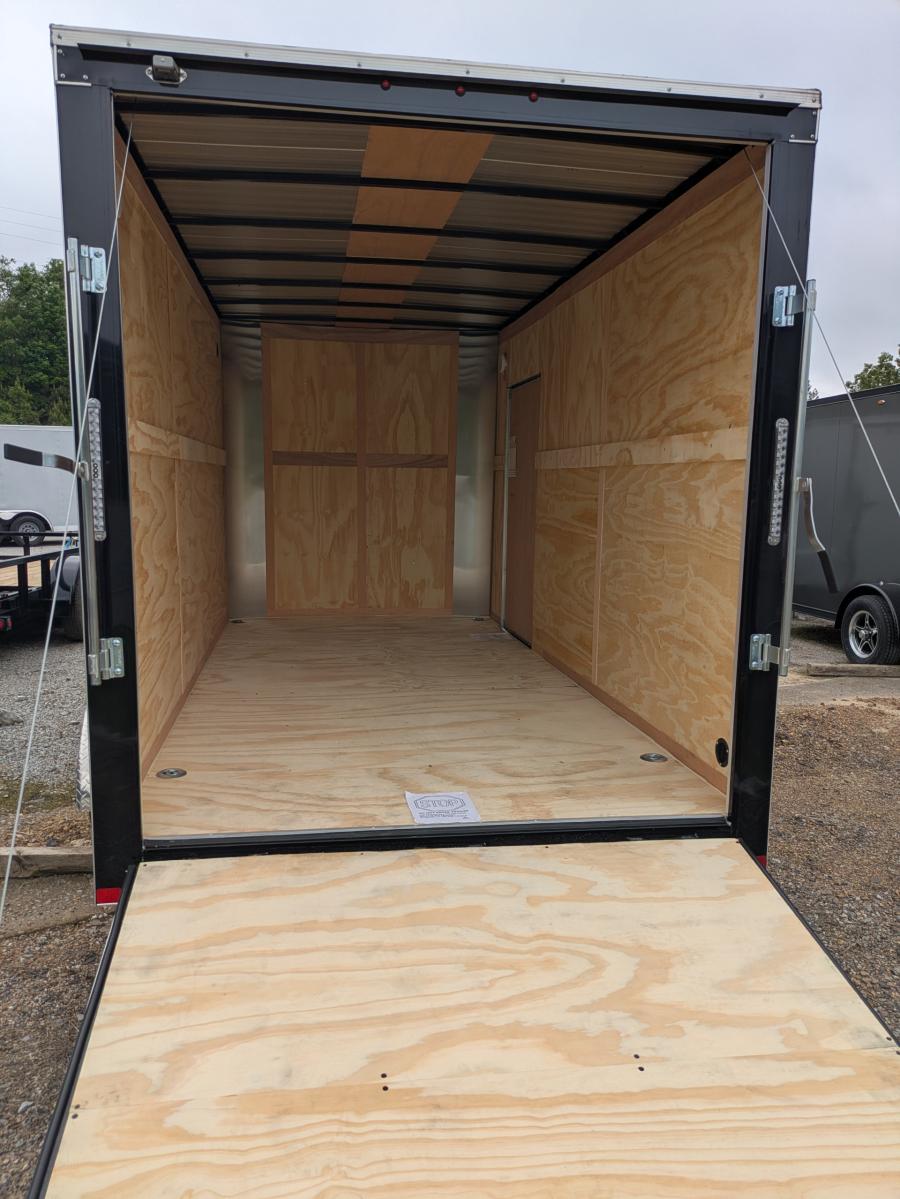 7X16 7X16 V NOSE ENCLOSED STD RAMP DOOR 7K BY CARRY ON Image 3