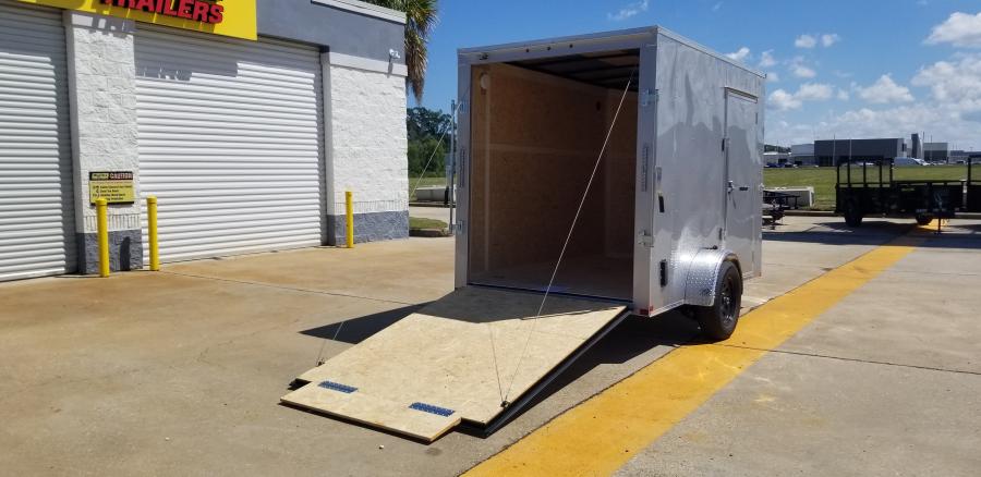 6X10 6X10 V NOSE ENCLOSED STD RAMP DOOR 3K BY CARRY ON Image 2