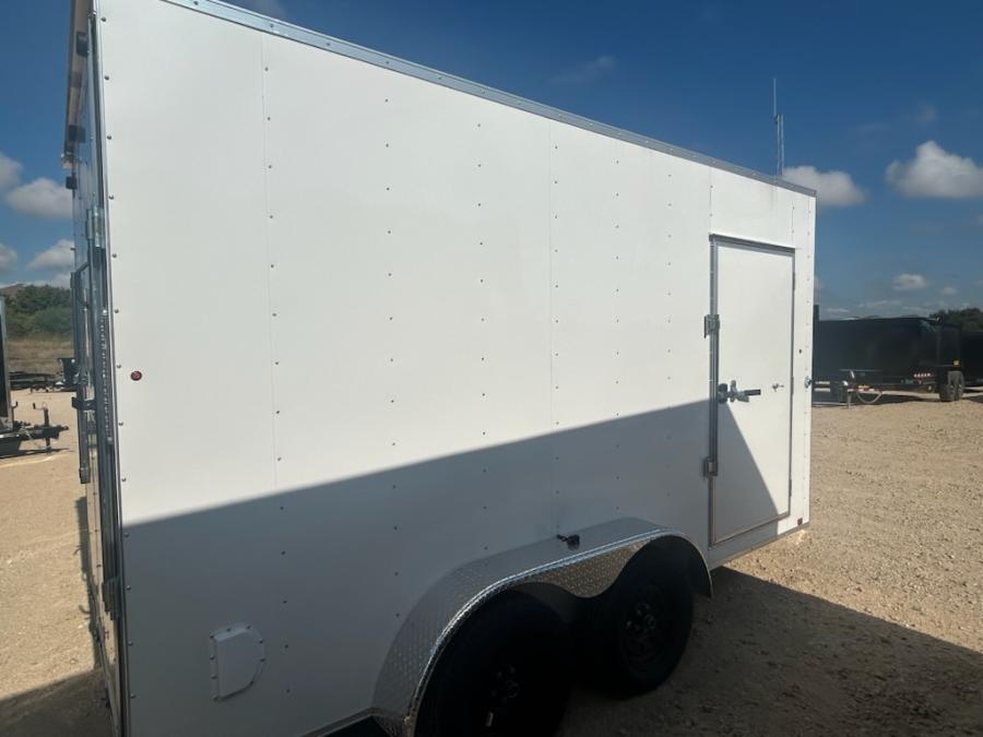 7X14 7X14 V NOSE ENCLOSED STD RAMP DOOR 7K BY CARRY ON Image 4