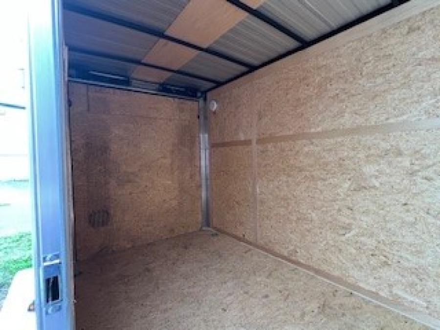 7X12 7X12 V NOSE ENCLOSED STD RAMP DOOR 7K BY CARRY ON Image 3