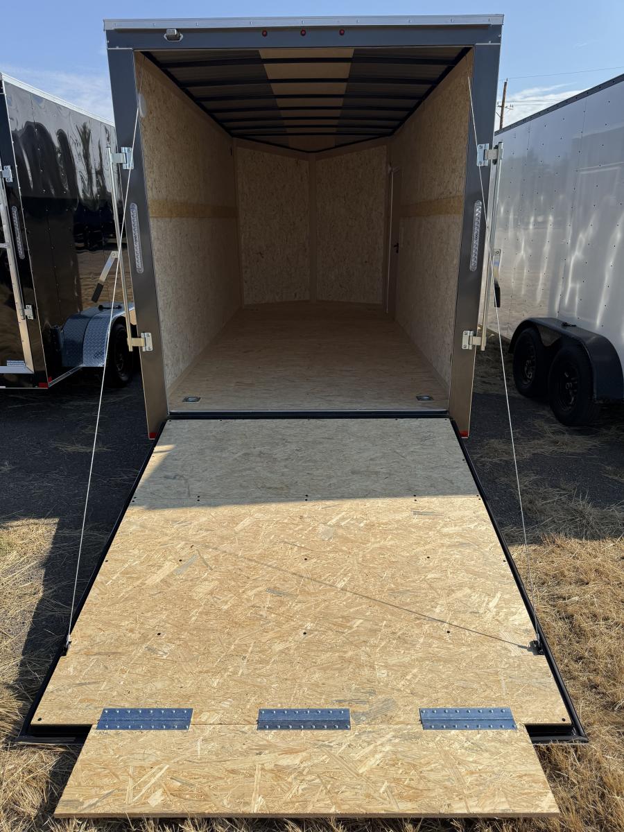 7X16 7X16 V NOSE ENCLOSED STD RAMP DOOR 7K BY CARRY ON Image 2
