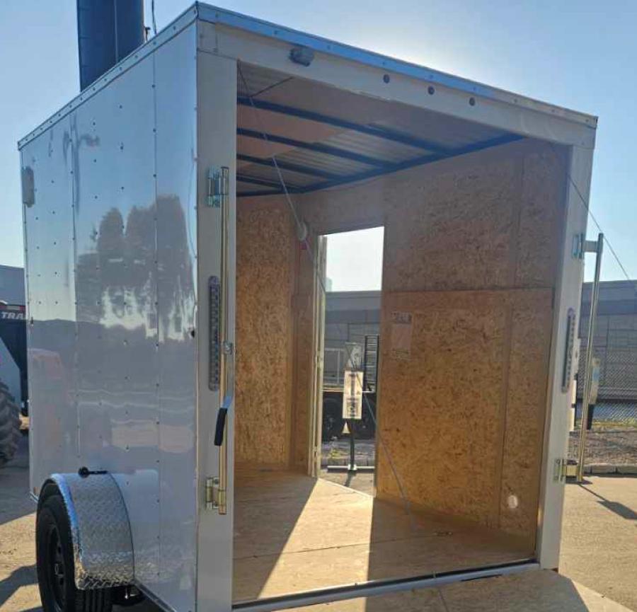 6X10 V NOSE ENCLOSED STD RAMP DOOR 3K BY CARRY ON Image 1