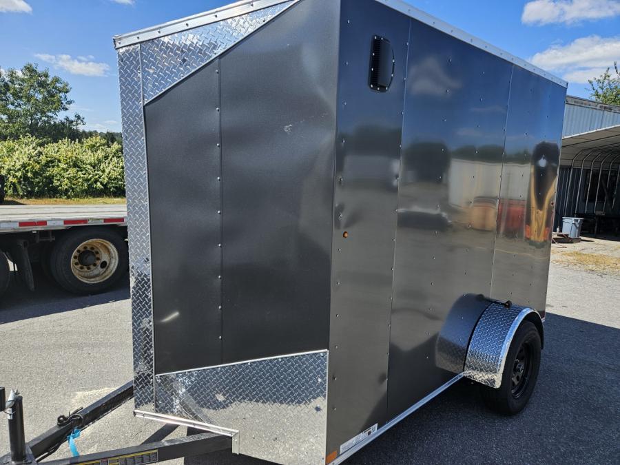 6X10 6X10 V NOSE ENCLOSED STD RAMP DOOR 3K BY CARRY ON Image 1