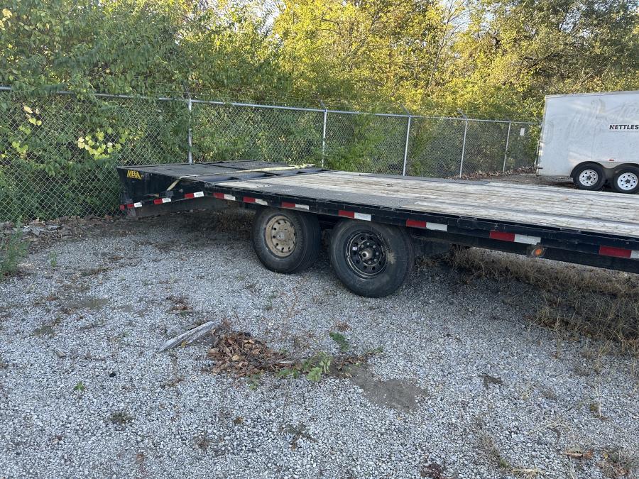 Big Tex 14GN, Gooseneck, 102" x 25', 15.9K, Dovetail, Mega Ramps Image 5