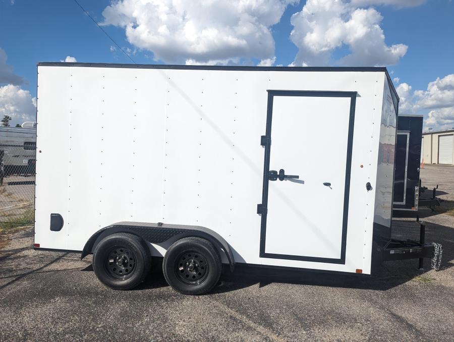 7X14 7X14 V NOSE ENCLOSED STD RAMP DOOR 7K BY CARRY ON Image 3
