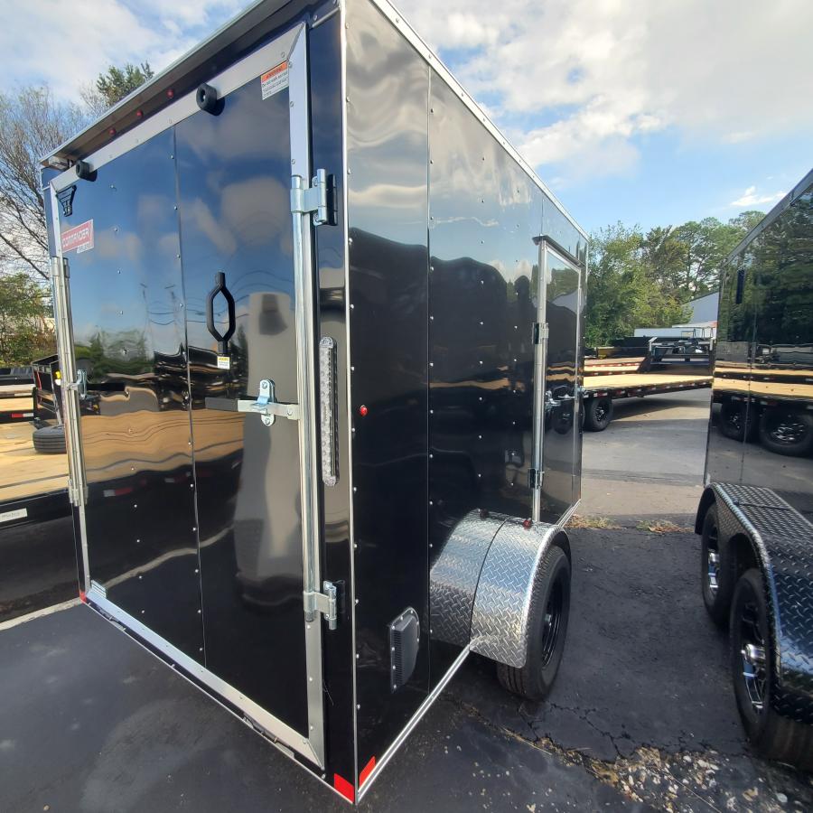 6X10 6X10 V NOSE ENCLOSED STD RAMP DOOR 3K BY CARRY ON Image 1