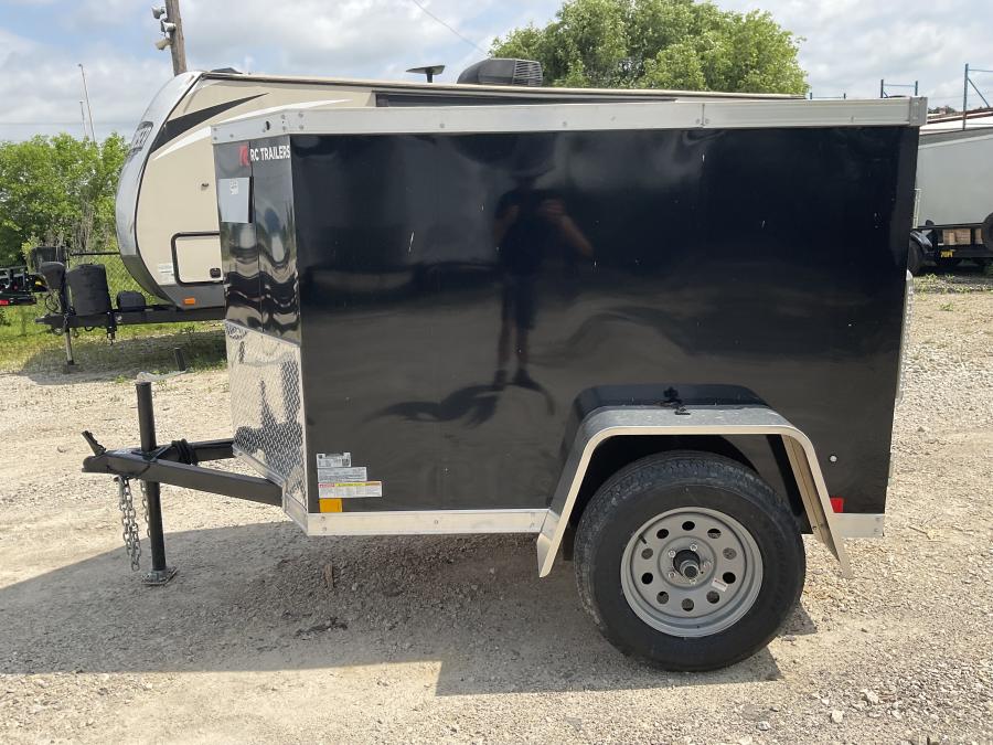 RDLX RDLX 4 x 6 SA FLAT TOP WEDG ENCLOSED TRAILER BY RC Image 2