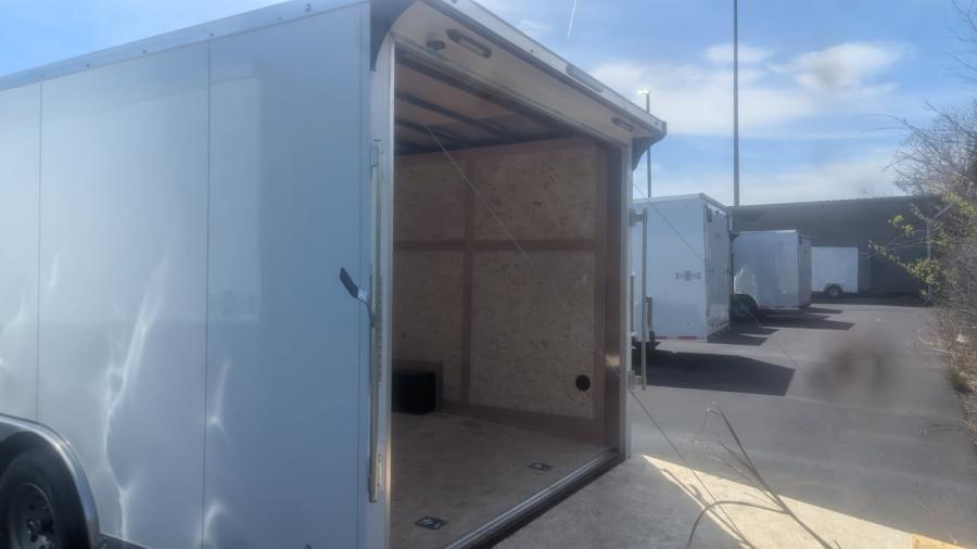 RDLX RDLX 85 x 20 TA FLAT TOP WED ENCLOSED TRAILER BY RC Image 5