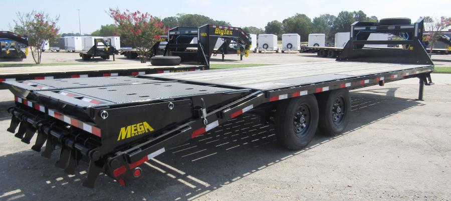 Big Tex 14GN, Gooseneck, 102" x 25', 15.9K, Dovetail, Mega Ramps Image 2