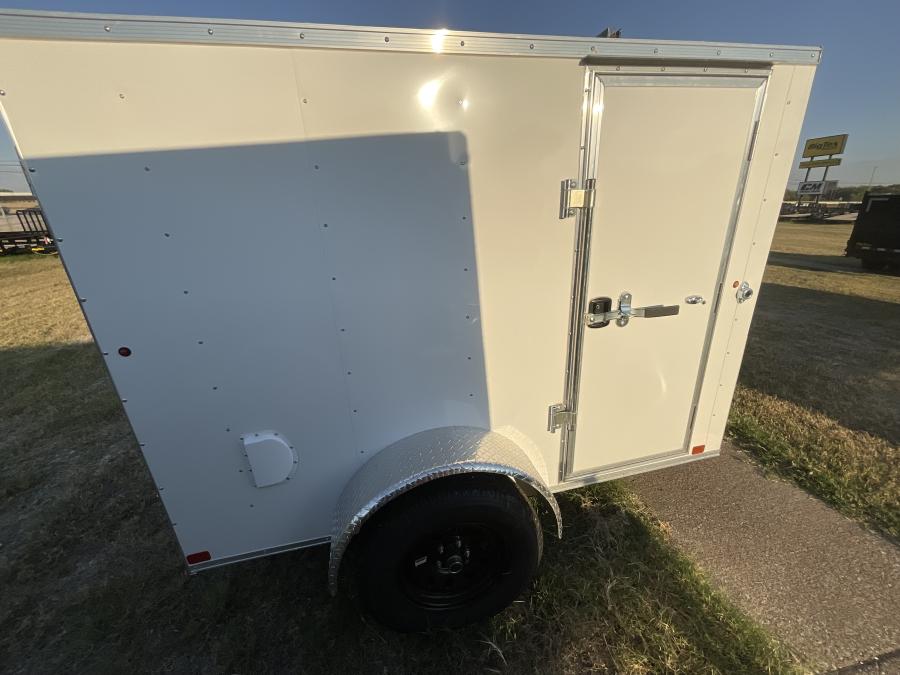 5X8C 5X8 V NOSE ENCLOSED STD RAMP DOOR 3K BY CARRY ON Image 2