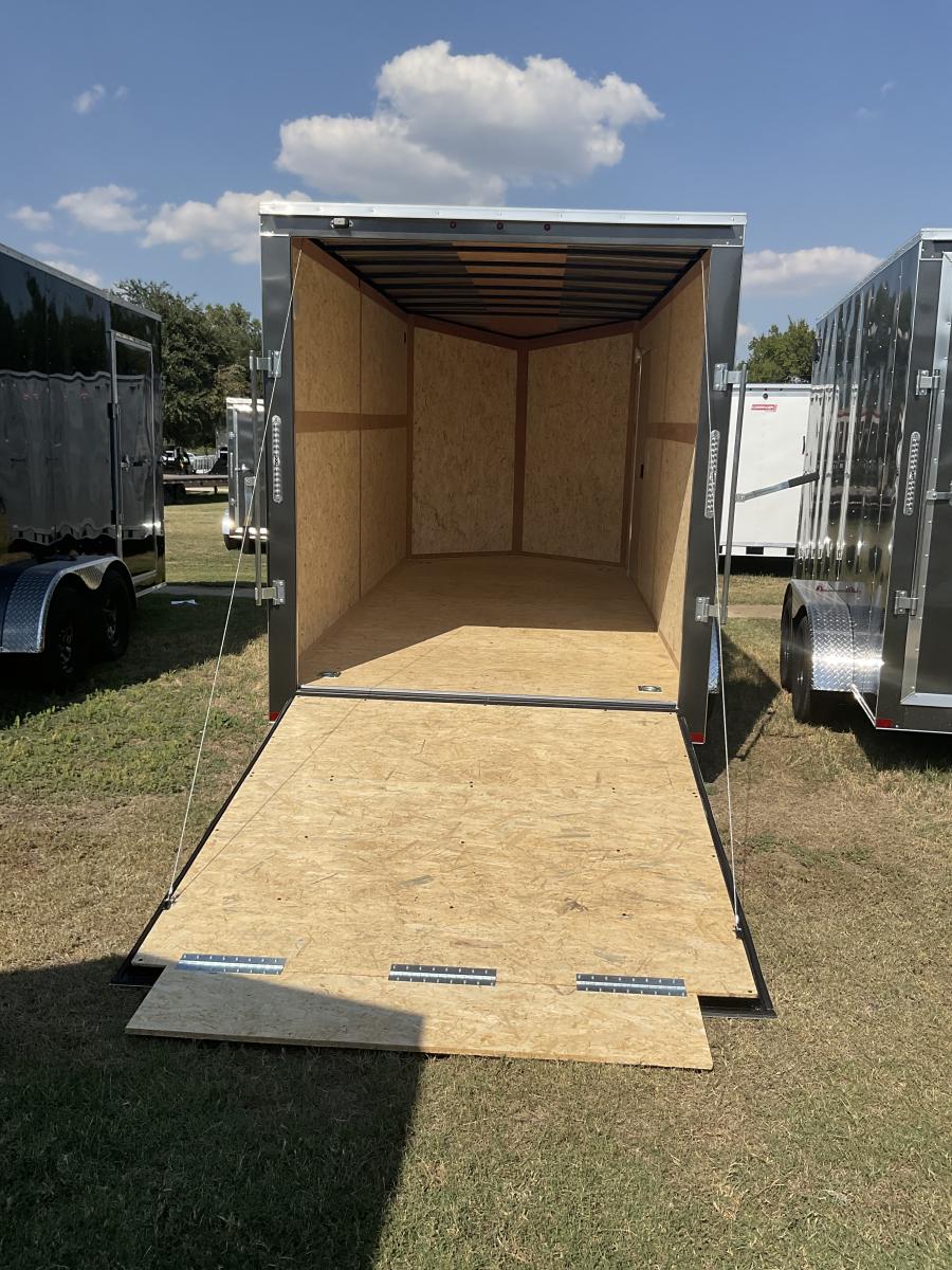 7X16 7X16 V NOSE ENCLOSED STD RAMP DOOR 7K BY CARRY ON Image 3