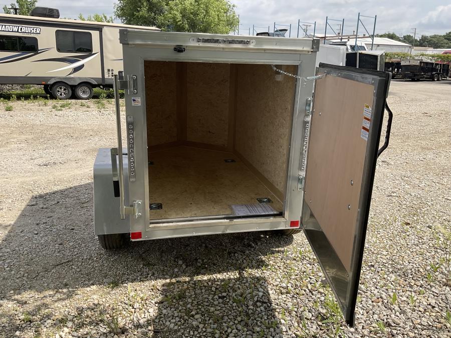 RDLX RDLX 4 x 6 SA FLAT TOP WEDG ENCLOSED TRAILER BY RC Image 3