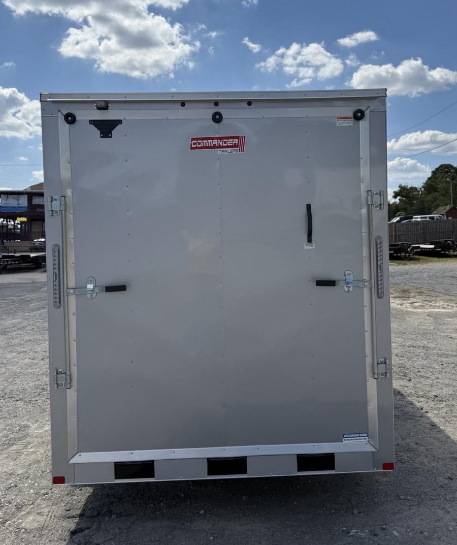 7X16 7X16 V NOSE ENCLOSED STD RAMP DOOR 7K BY CARRY ON Image 1