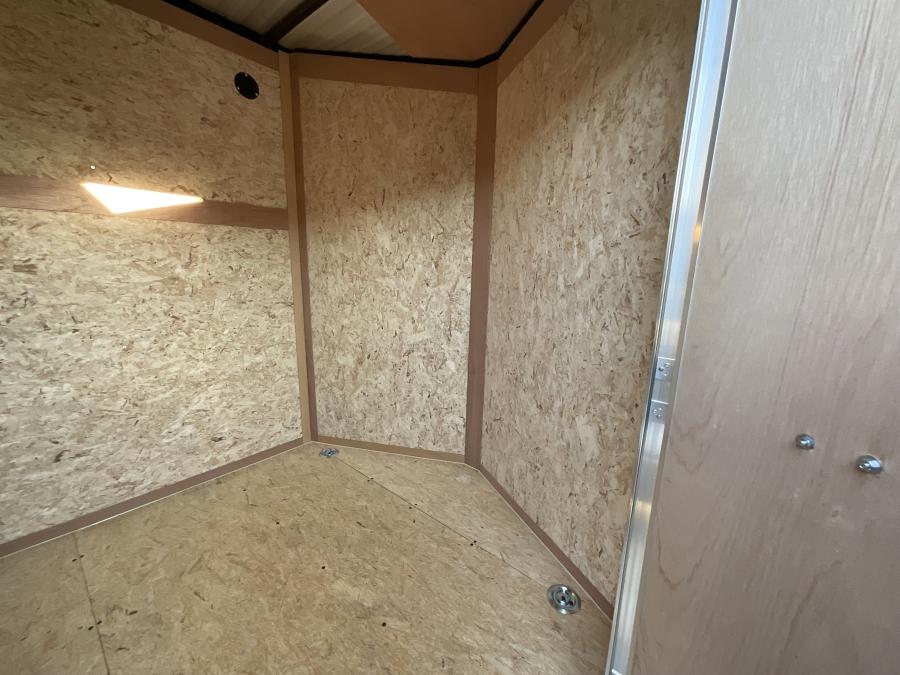 6X10 6X10 V NOSE ENCLOSED STD RAMP DOOR 3K BY CARRY ON Image 4