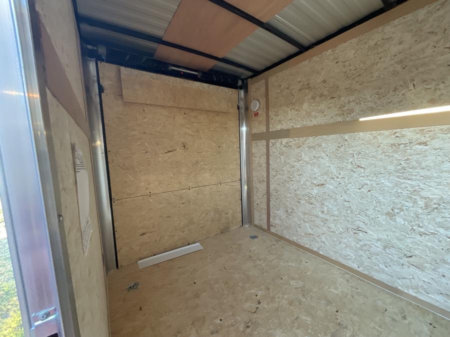 6X10 6X10 V NOSE ENCLOSED STD RAMP DOOR 3K BY CARRY ON Image 3