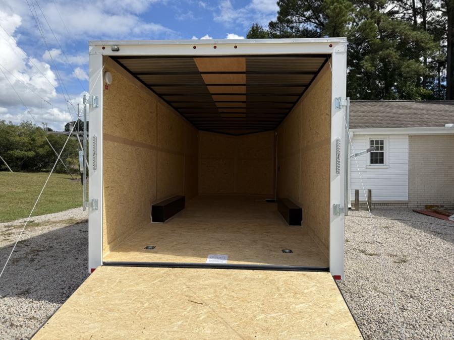 8.5'X24' ENCLOSED STD RAMP DOOR 10K BY CARRY ON Image 3
