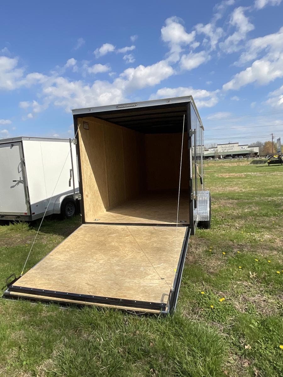 Camión de carga CWG7 7 x 16 TA Gold Line de Covered Wagon Trailers Imagen 2