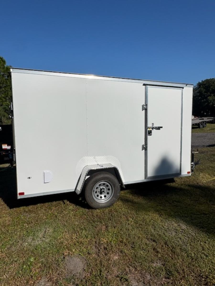 CW Cargo 6 x 12 SA, Ramp, V-Nose, 7' Tall, LED LTS, Radial Tires, Side Door Image 3