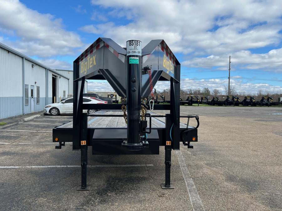 Big Tex 16GN, Gooseneck, 102" x 35', 17.5K, Dovetail, Mega Ramps Image 3