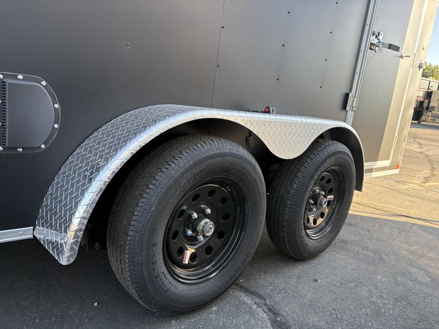 CARRY-ON CT 6X12 V NOSE ENCLOSED STD RAMP DOOR 7K BY CARRY ON Image 2