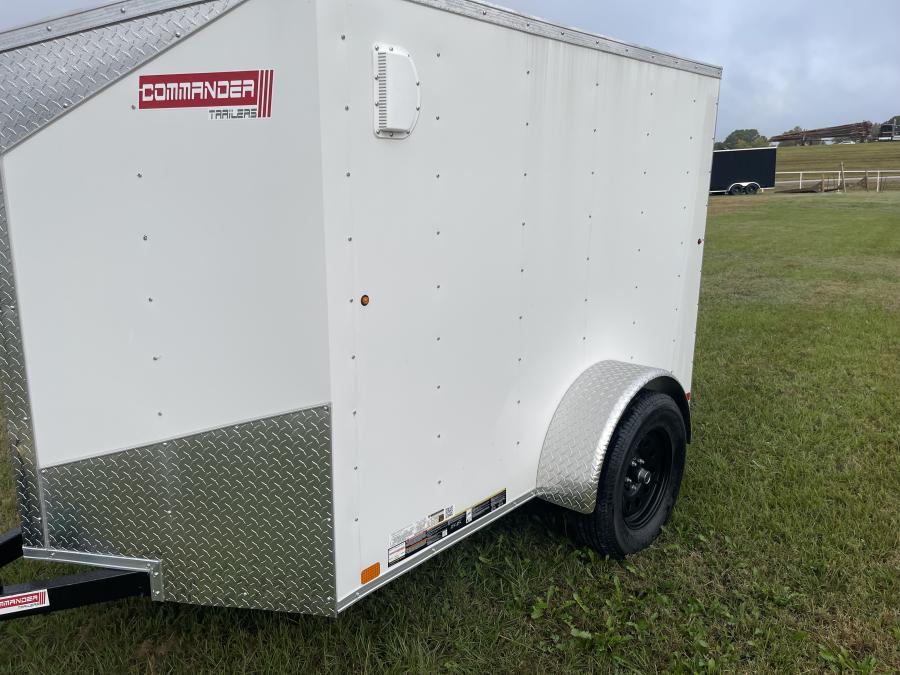 5X8C 5X8 V NOSE ENCLOSED STD RAMP DOOR 3K BY CARRY ON Image 1