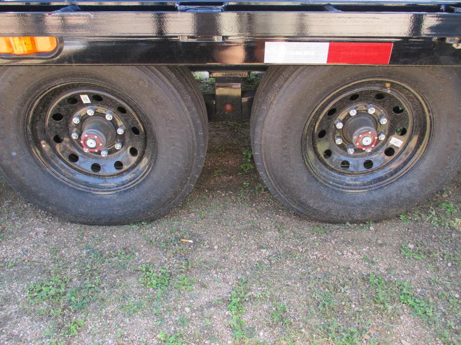 PJ F8, Equipment, 20′ x 102″, 14k, Monster Steps Image 3