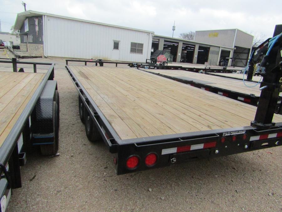 PJ L7, Equipment, 20' x 102", 14k, Slide in Ramps Image 2