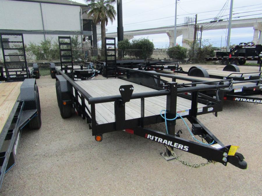 PJ TRAILERS P818 PJ 18X83, EB2, SM, 5FUR, S/B, 6DR, BLACK Image 1