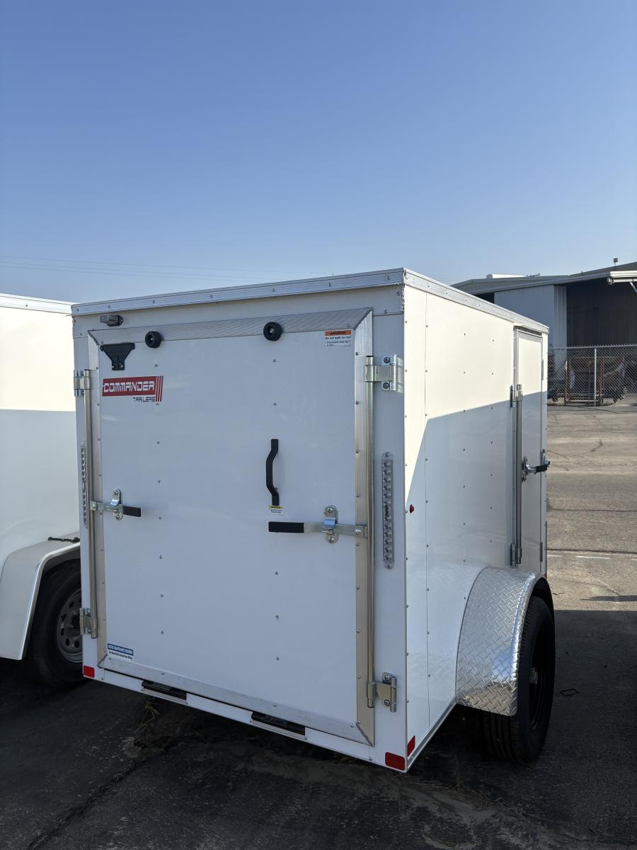 5X8C 5X8 V NOSE ENCLOSED STD RAMP DOOR 3K BY CARRY ON Image 1