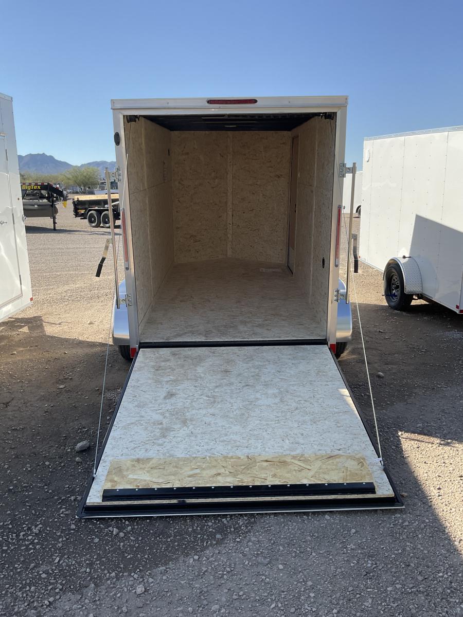 K-SE 6X12 JOURNEY SE SLOPED V NOSE 7K Image 1