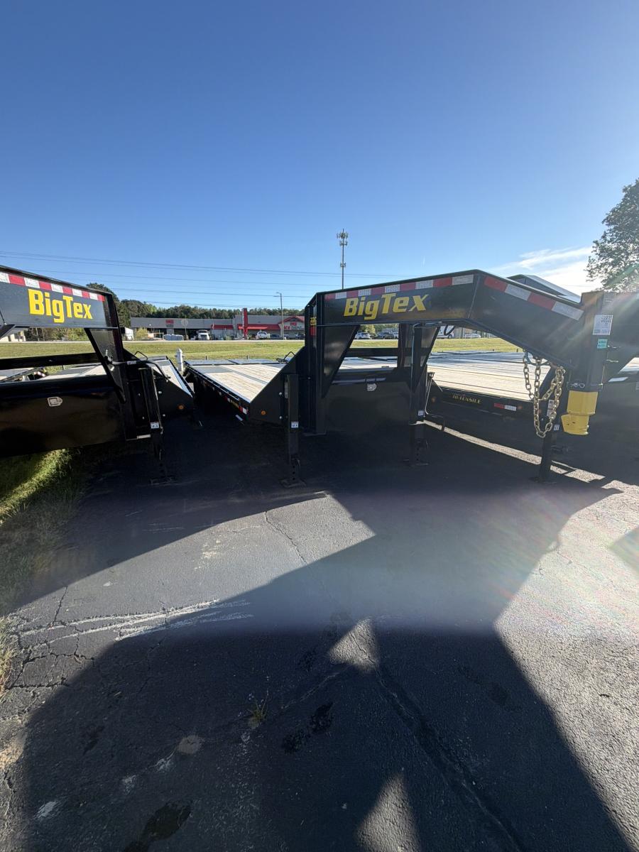 Big Tex 22GN, Gooseneck, 102" x 25', 23.9K, Dovetail, Mega Ramps Image 3
